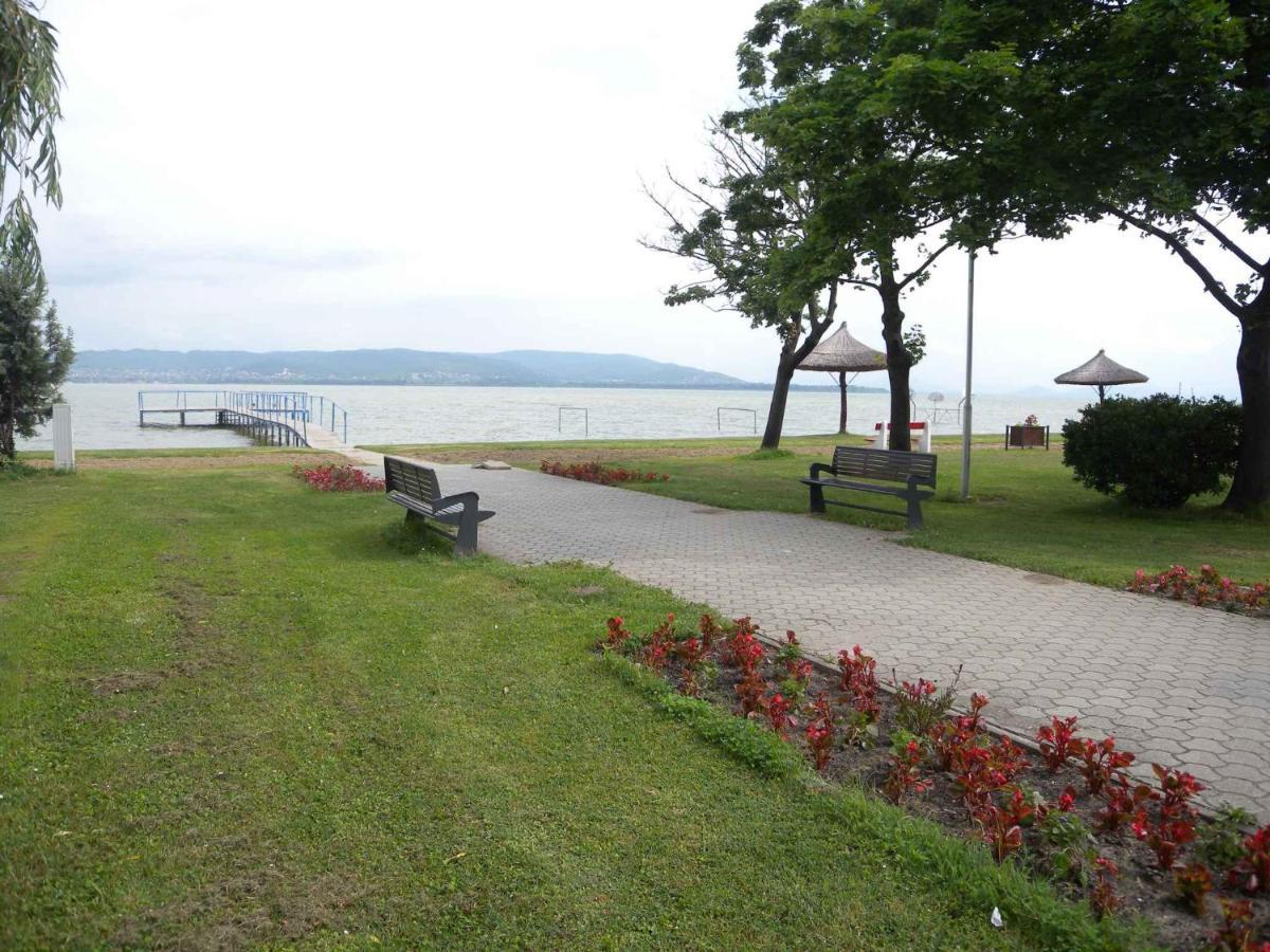 Apartment Balatonbereny 4 Extérieur photo