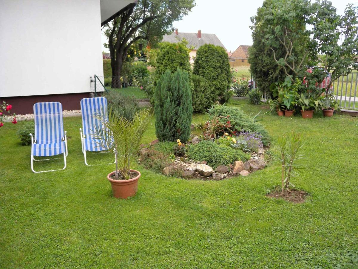 Apartment Balatonbereny 4 Extérieur photo